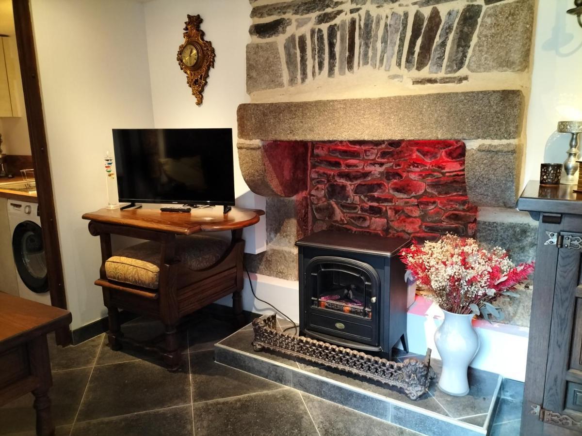 L'Escapade Medievale Fougeres Ngoại thất bức ảnh